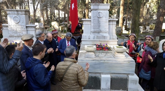 Demirci Mehmet Efe mezarı başında anıldı