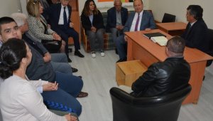Başkan Özakcan'dan Otizm Derneği'ne ziyaret