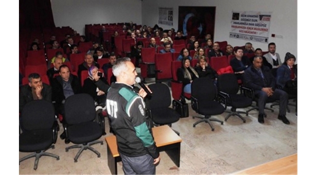 Didim'de öğretmenlere 'Narko Rehber' eğitimi