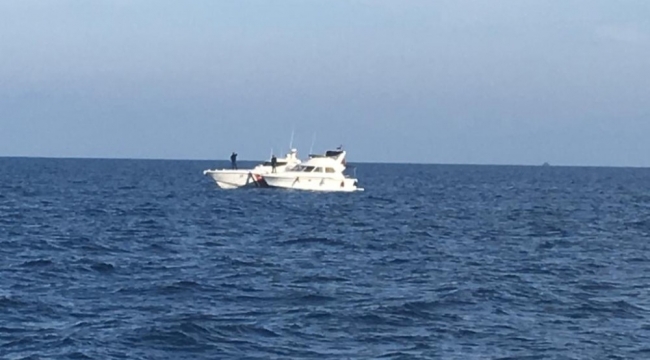 Tekneleri sürüklenen 11 Filistinliyi Sahil Güvenlik kurtardı