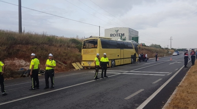  Feci otobüs kazası: 4 ölü 42 yaralı
