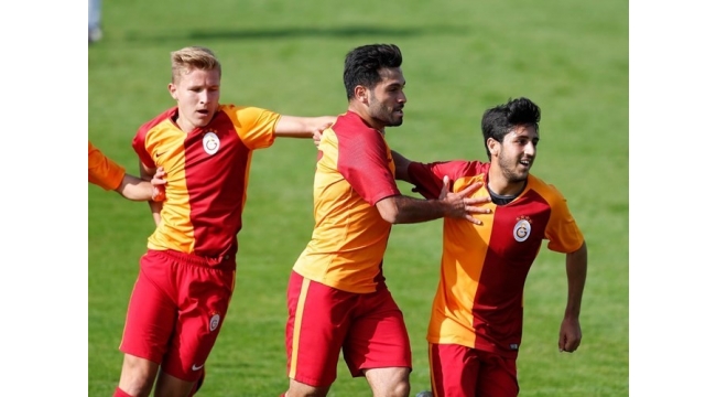 Galatasaray Recep Gül'ün sözleşmesini uzatıp, Westerlo'ya kiraladı