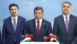Ahmet Davutoğlu, AK Parti'den istifa etti