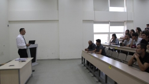BİK Aydın Şube Müdürü, öğrencilere gazetecilik deneyimlerini anlattı
