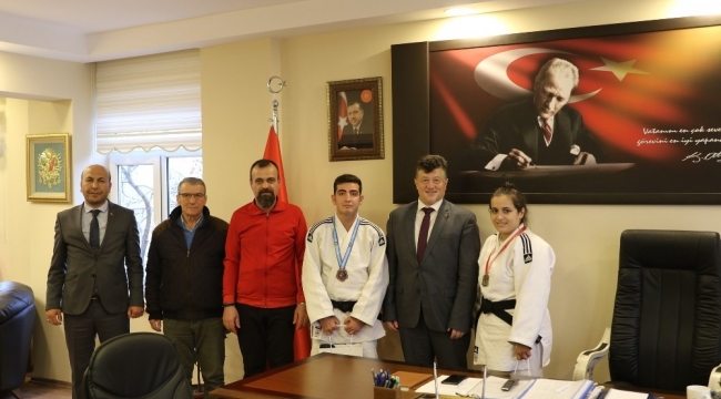 Şampiyon judoculardan Fillikçioğlu'na ziyaret