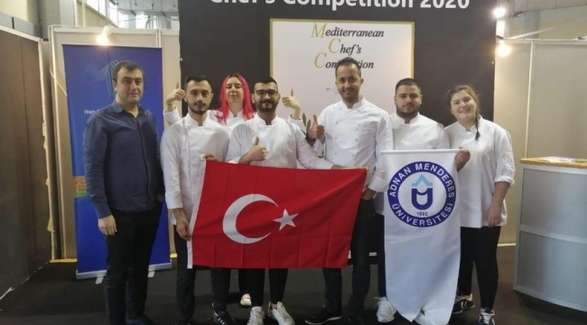 ADÜ'lü genç aşçılar Yunanistan’da bayrağımızı dalgalandırdı