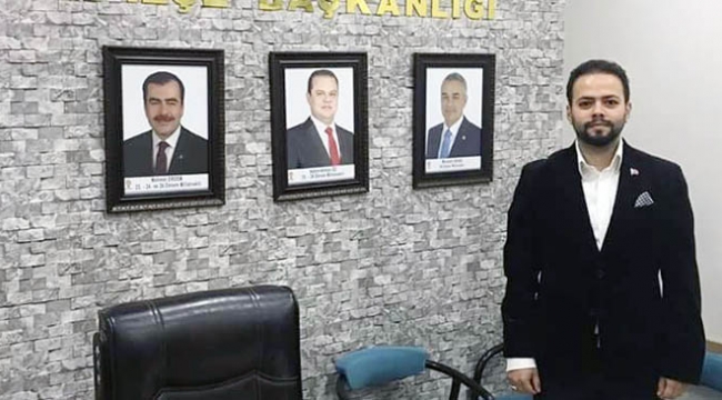 AK Parti Efeler İlçe Başkanı Çağatay Gülaştı, görevinden istifa ettiğini açıkladı.