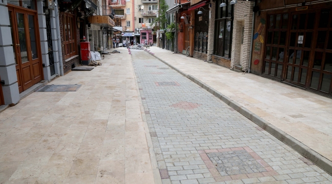 Efeler Belediyesi Sevgi Yolu'nun en işlek caddesini muhteşem yaptı