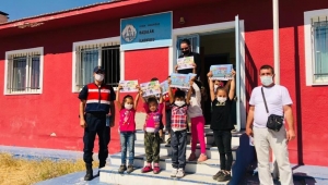  Aydın'da 'Güvenli Okul, Güvenli Gelecek' projesi kapsamında jandarma ekipleri denetim yaptı