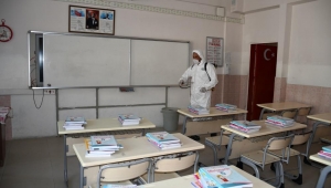 Kuşadası'ndaki okullar her hafta dezenfekte ediliyor