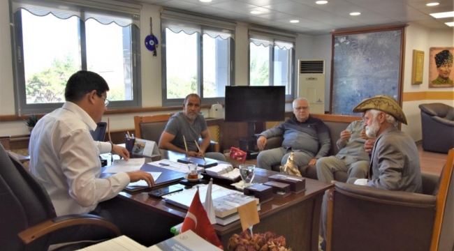 Başkan Özcan Türkiye Şampiyonu Çamdeviren’i tebrik etti