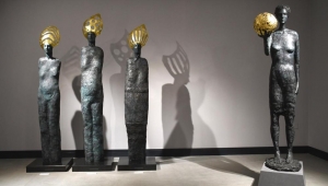  Dünyaca Ünlü Sanatçı Sağbil'in heykelleri Kuşadası'nda sergileniyor