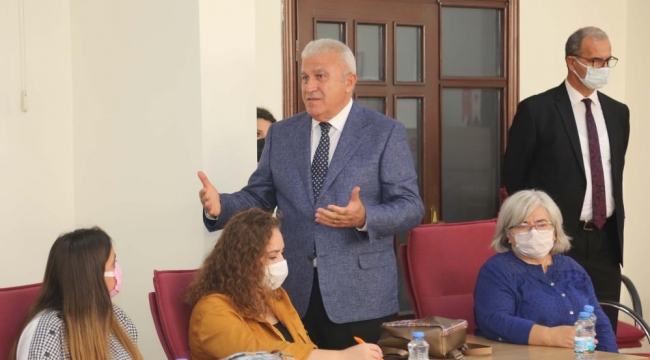  Efeler Belediye Başkanı Atay, ADÜ'lü öğrencileri ağırladı