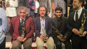 Kuşadası Belediyesi’nin Engelsiz Tiyatro Projesine 'Sosyal Sorumluluk' ödülü verildi
