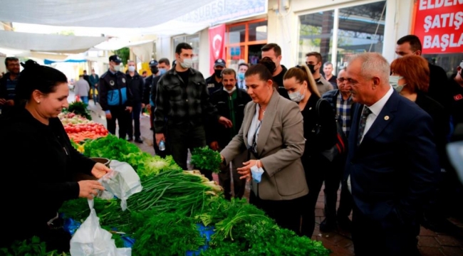  Başkan Çerçioğlu, Atça Pazarı’nda yoğun ilgi gördü