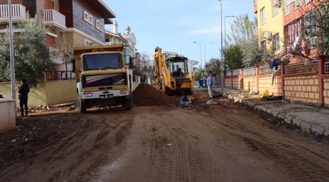 Nazilli Belediyesi yol çalışmaları ile rekor kırıyor