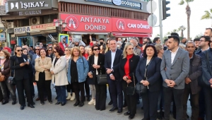 CHP'li 11 büyükşehir belediye başkanına Kuşadası'nda büyük ilgi