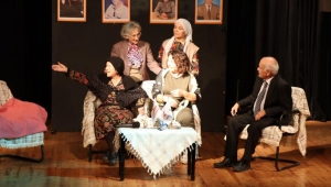  'Unutsalar da, Unutulmayacaklar' tiyatro oyunu Nazilli’de sahnelendi