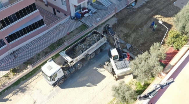  Aydın Büyükşehir Belediyesi yol çalışmalarını sürdürüyor