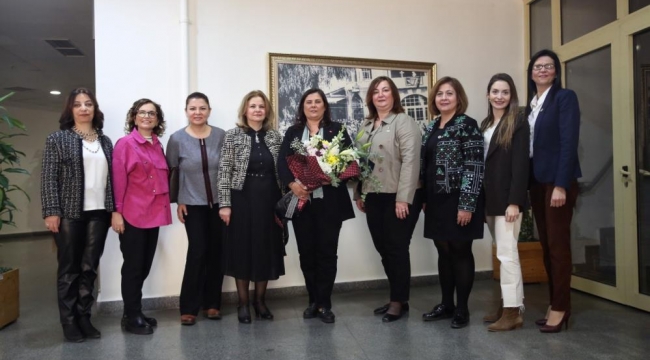 Üniversiteli Kadınlar Derneği üyeleri, Başkan Çerçioğlu ile görüştü