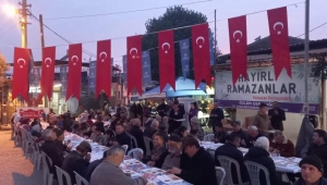 Aydın Büyükşehir Belediyesi Aydınlıları iftar sofralarında buluşturmaya devam ediyor